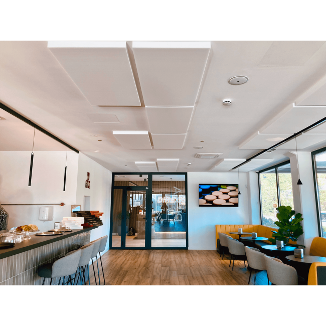 SLÄT XL - White Basotect® acoustic panel (120x60 cm) for restaurants